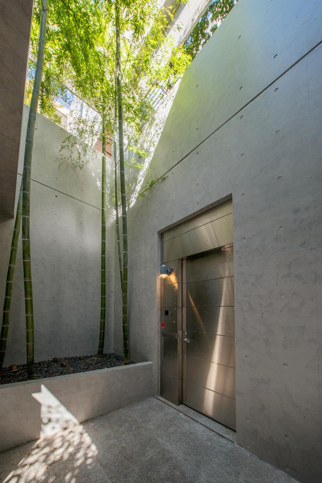 Azabu Modern House The Tokyo Tower Can Be Seen From The Villa 500M2 Exterior foto
